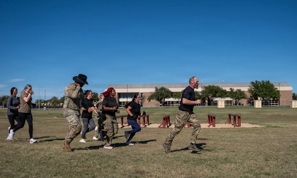 DVIDS - Images - Maverick Battalion conducts a Spouse Spur Ride for 1st ...