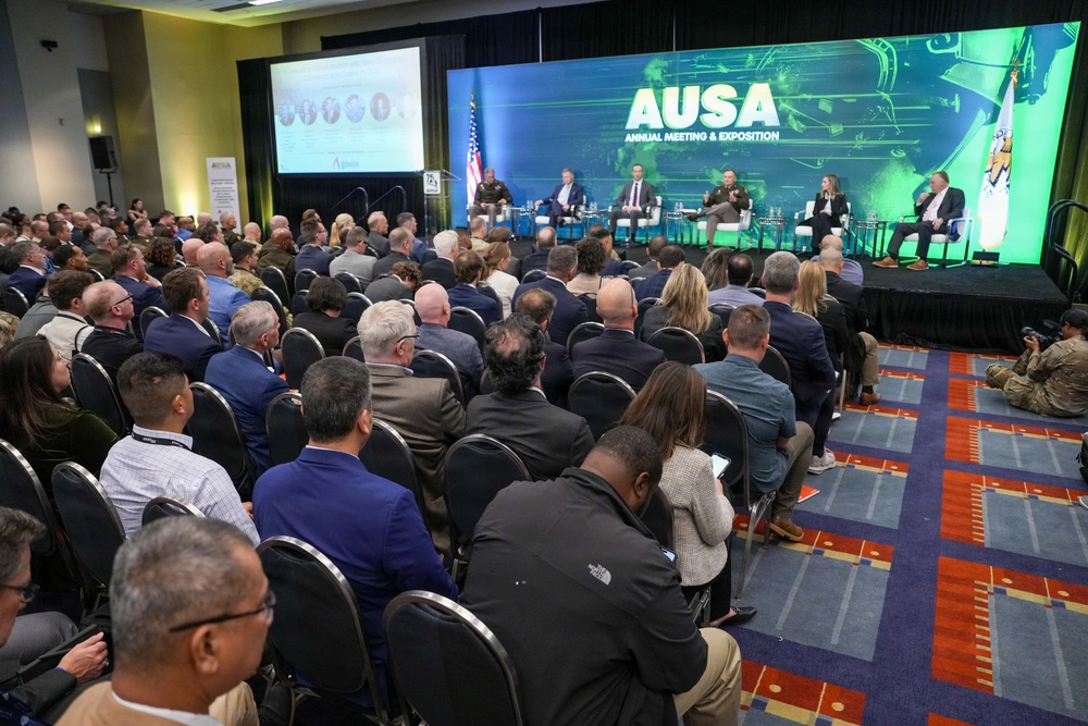 An overwhelming turnout at the AUSA Contemporary Military Forum: Accelerating Transformation with Next Generation Command and Control (NGC2), where Army leaders and defense experts discussed how the U.S. Army is advancing its C2 capabilities for the future fight on October 14, 2025, in Washington. (Photo by Ken Cedeno, AUSA)