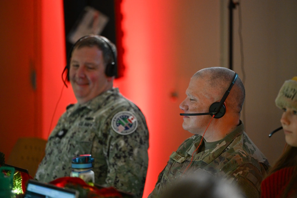 北美防空司令部追踪2025年圣诞老人