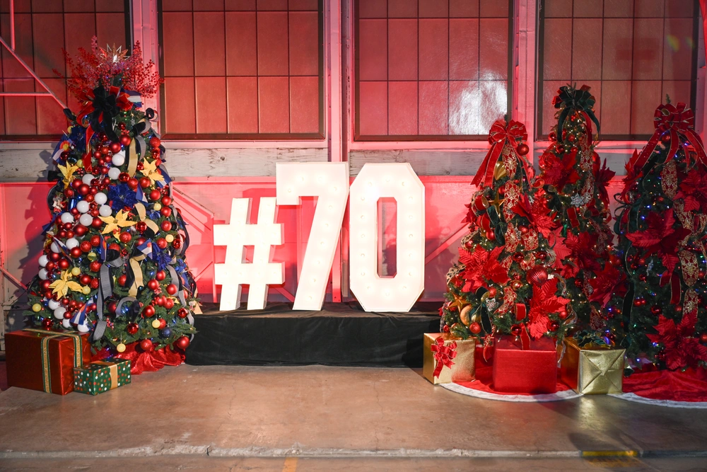 北美防空司令部追踪2025年圣诞老人