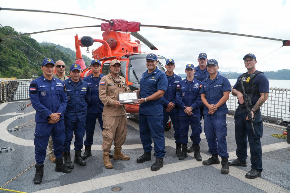 DVIDS - Images - U.S. Coast Guard Cutter Alert hosts Costa Rican Coast ...