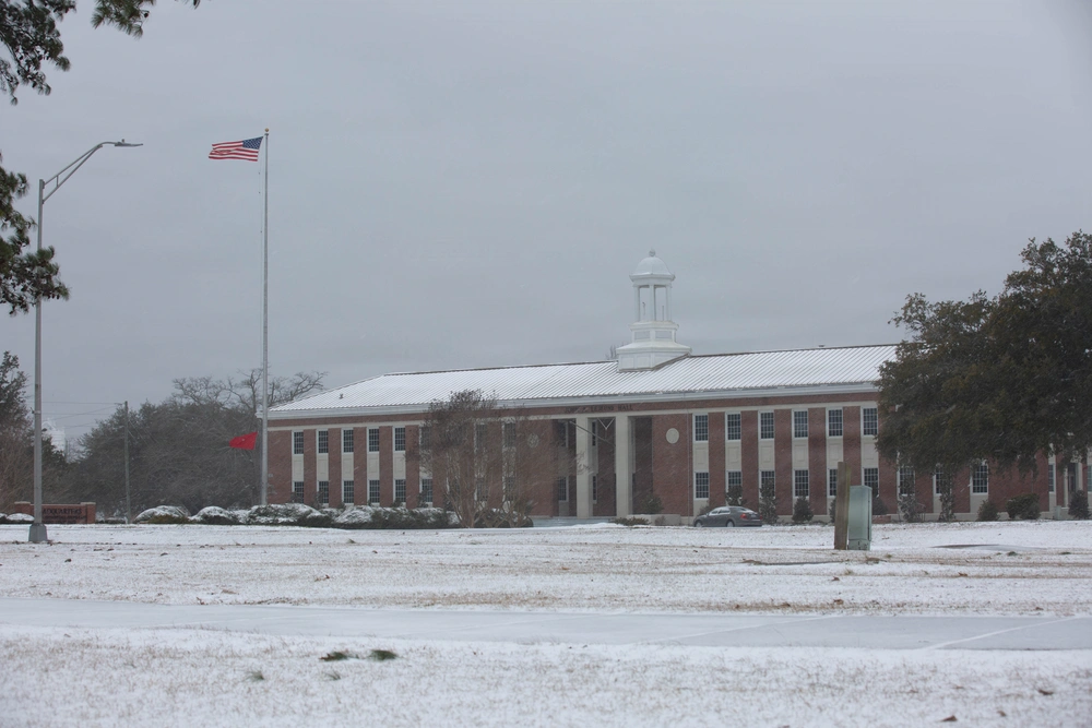 DVIDS - Images - Snowfall blankets Camp Lejeune [Image 4 of 4]