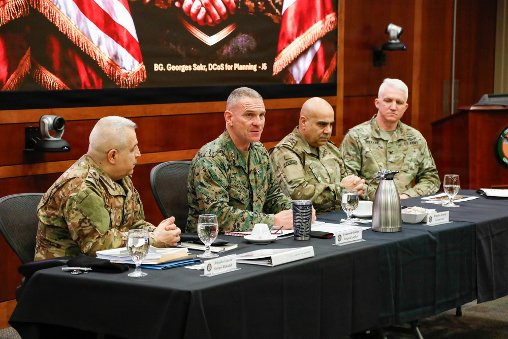 DVIDS - Images - MARCENT Hosts Lebanese Armed Forces [Image 5 of 6]