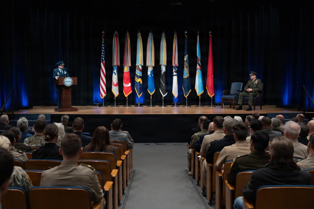DVIDS - Images - Gen. Donovan Assumes Command of U.S. Southern Command ...