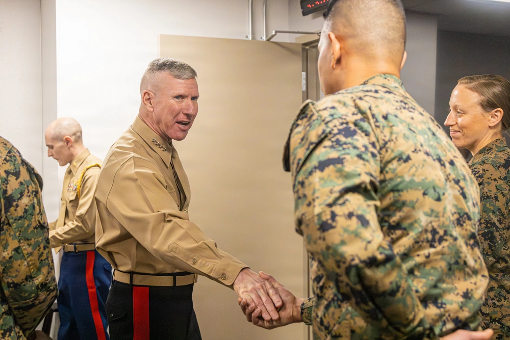 DVIDS - Images - The Commanant, Gen. Eric M. Smith awards Marines at ...