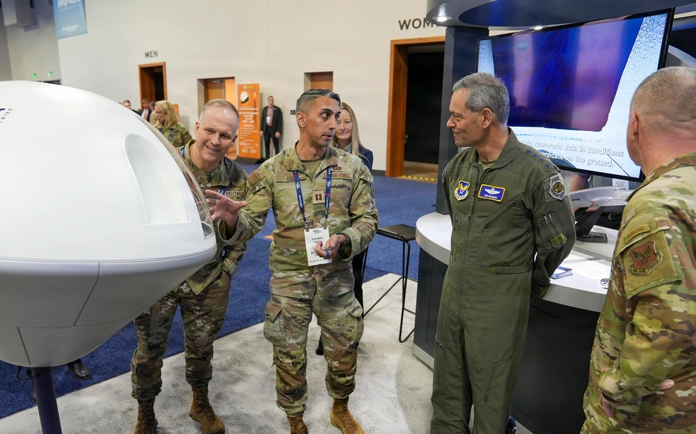 DVIDS - Images - AFRL meets with industry and DAF senior leaders at ...