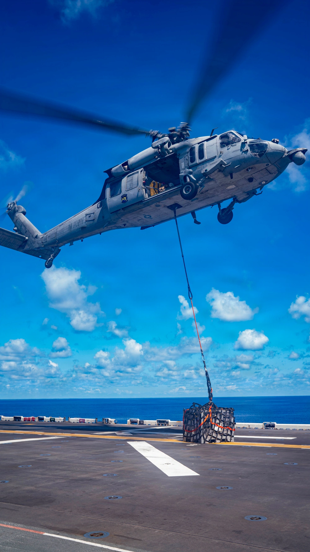 DVIDS - Images - USS Tripoli Sailors Conducts Vertrep Training [Image 6 ...