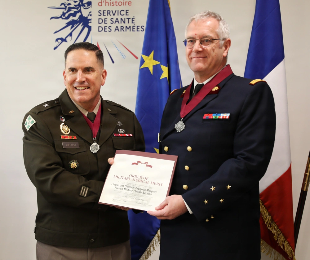 DVIDS - Images - Order of Military Medical Merit (O2M3) presented to ...