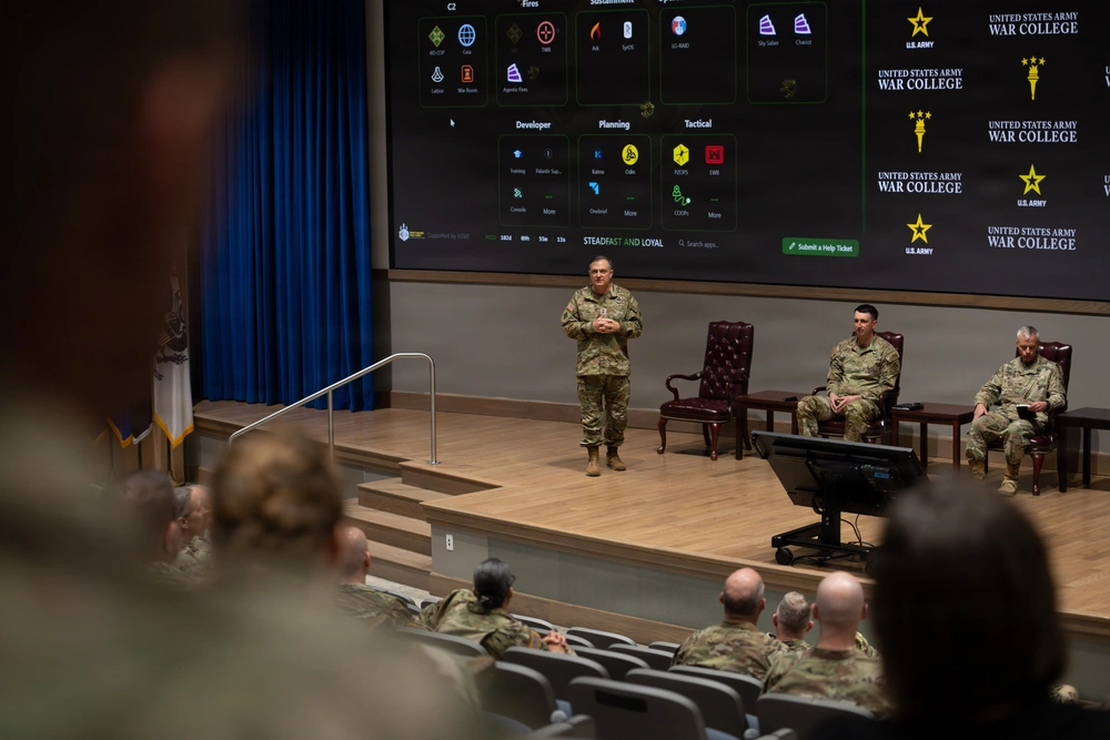 DVIDS - Images - U.S. Army Maj. Gen. Ellis discusses next-generation ...