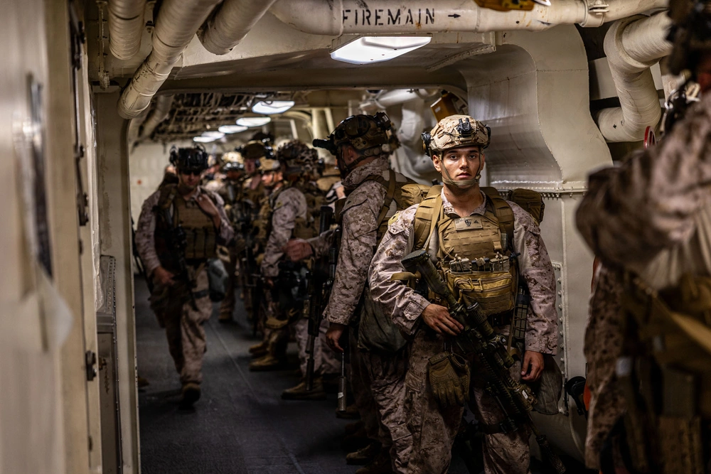 DVIDS - Images - 11th MEU Marines Conduct a Quick Reaction Force Drill ...