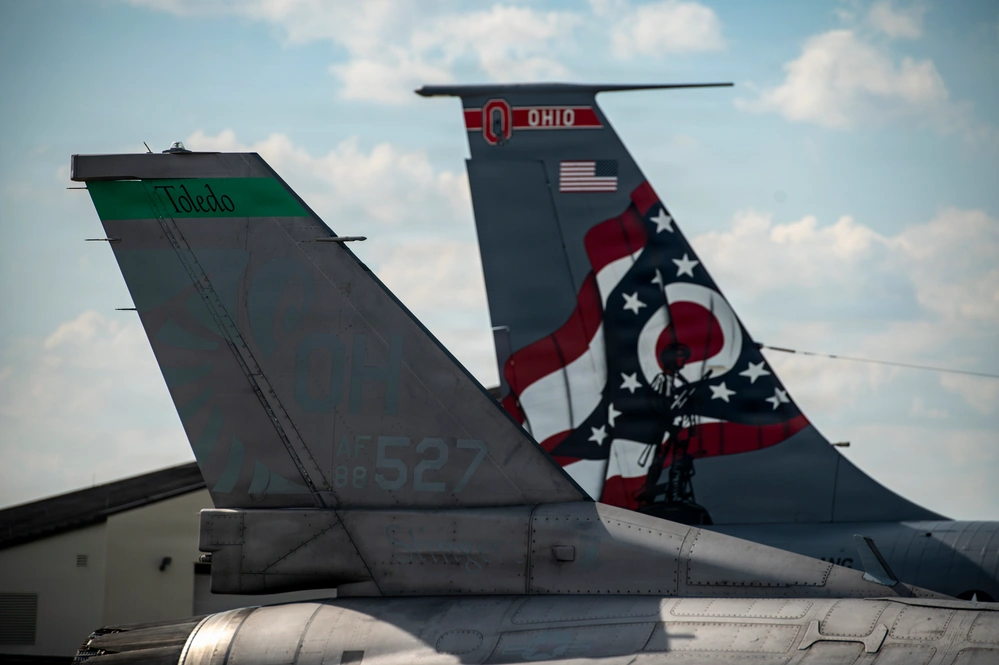 DVIDS - Images - Flight line operations [Image 1 of 15]