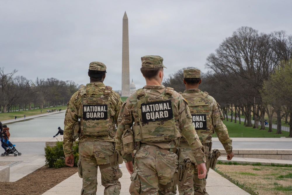 DVIDS - Images - Mississippi National Guardsmen support an Honor Flight ...