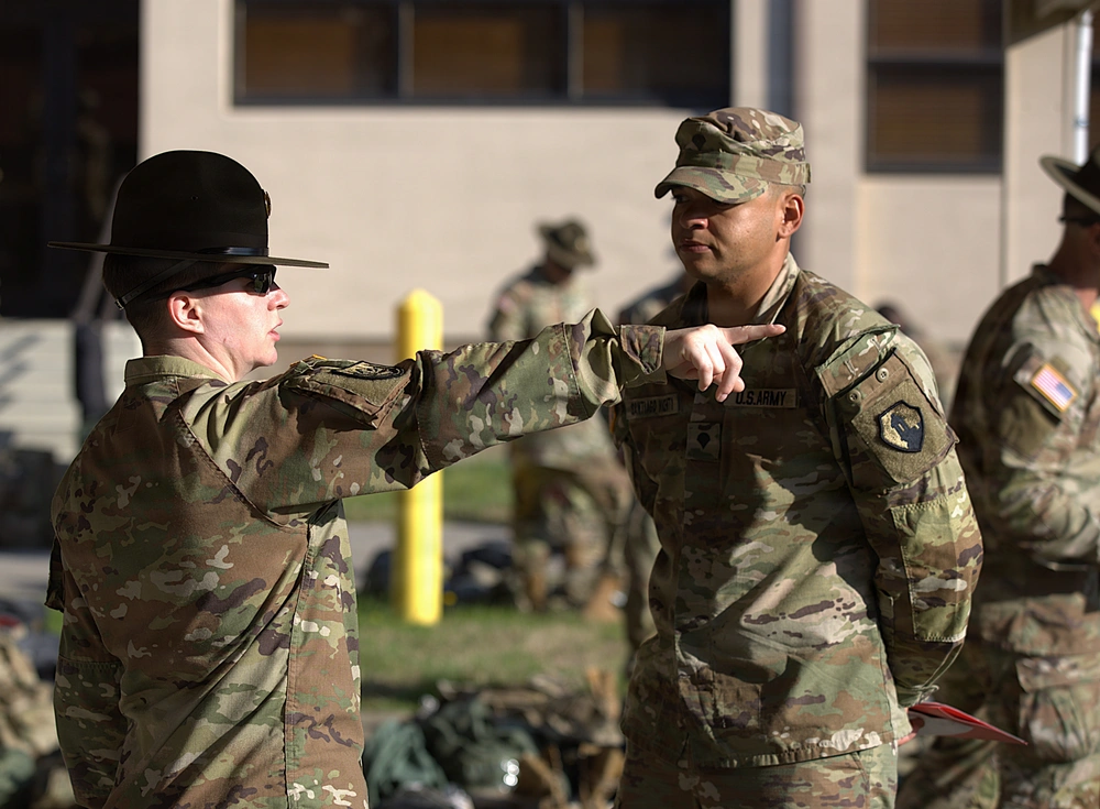 DVIDS - Images - U.S. Army drill sergeant instructs soldier during The ...