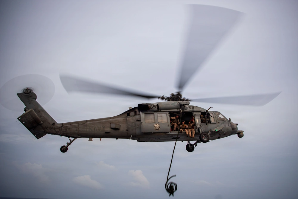 DVIDS - Images - Marines Conduct Fast Roping Training [Image 2 of 5]