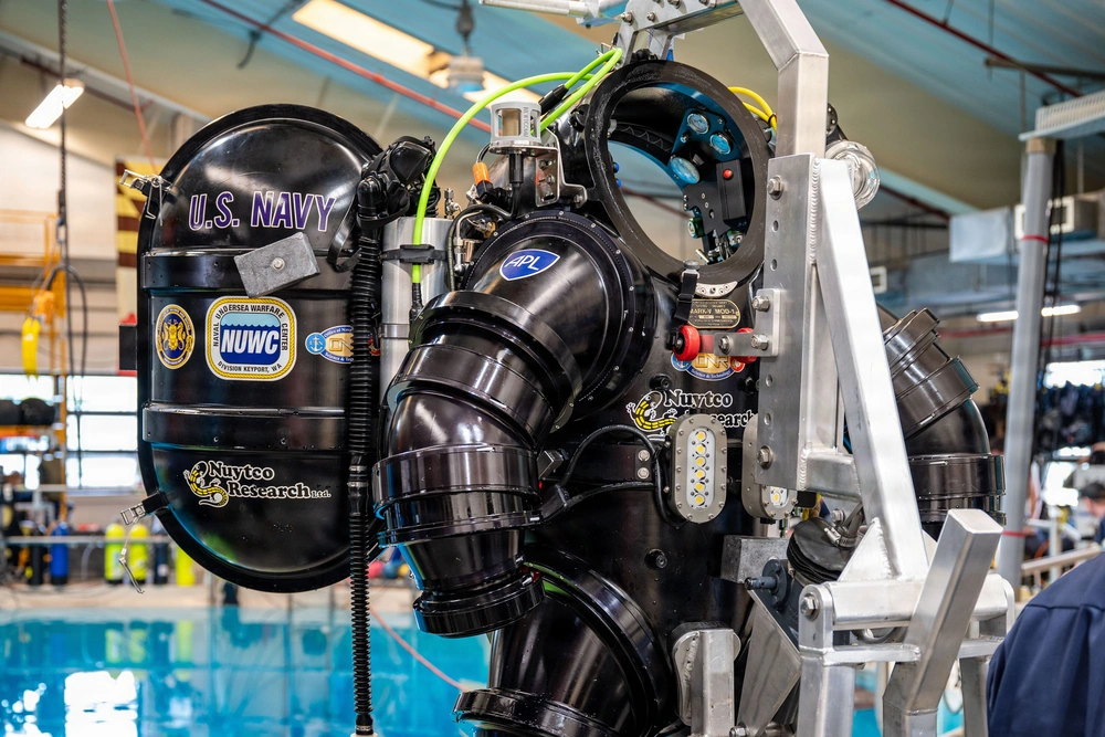 DVIDS - Images - Deep Sea Expeditionary No-Decompression (DSEND) system ...