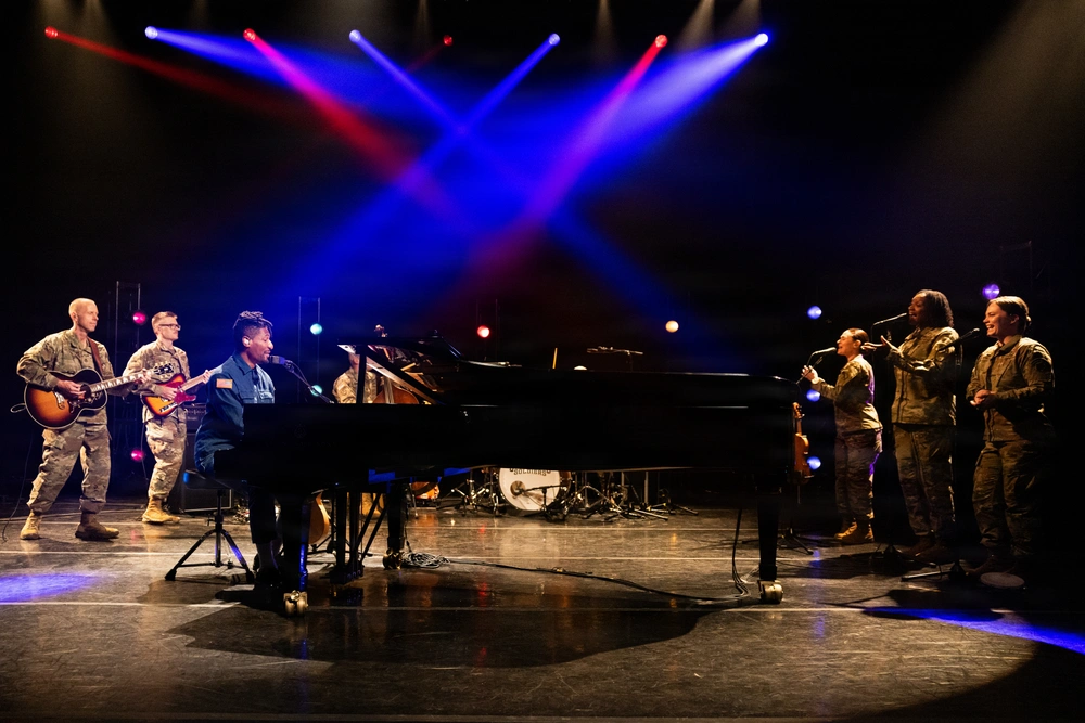 DVIDS - Images - Six-String Soldiers Record Veterans Day PBS Production ...