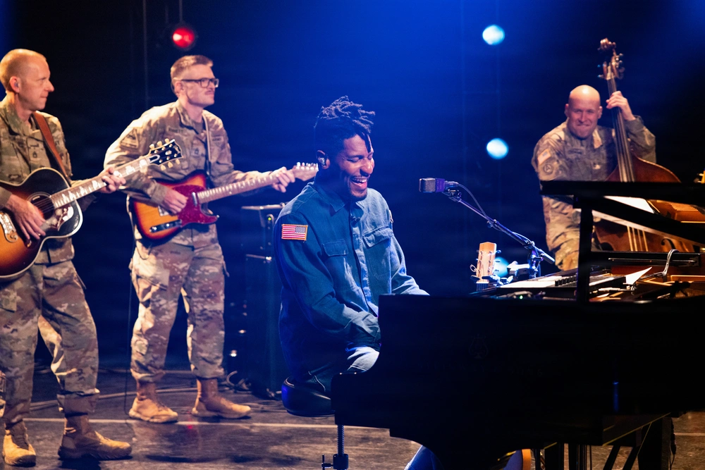 DVIDS - Images - Six-String Soldiers Record Veterans Day PBS Production ...