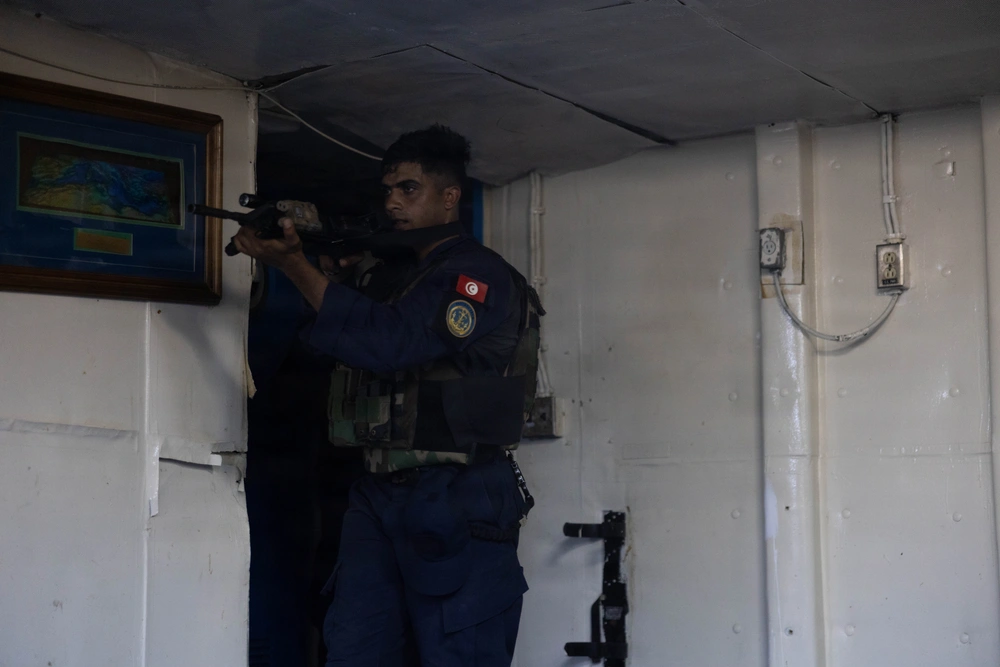 DVIDS - Images - 2d Recon Battalion demonstrates breaching tactics at ...