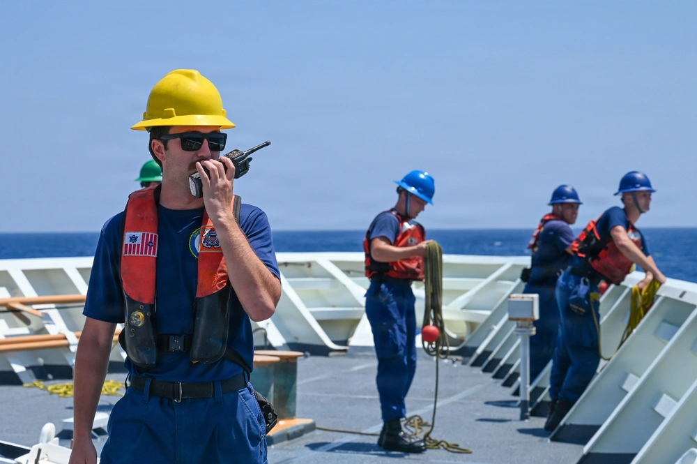 DVIDS - Images - USCGC Bertholf Conducts Man-overboard Procedure ...