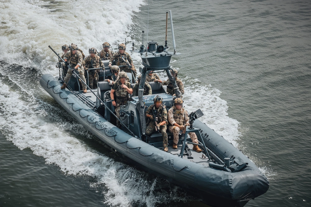 DVIDS - Images - U.S. Marine Raiders Conduct VBSS Training with U.S ...