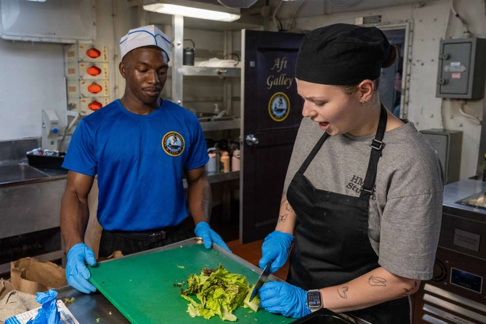DVIDS - Images - USS Theodore Roosevelt (CVN 71) Hosts a Passenger ...