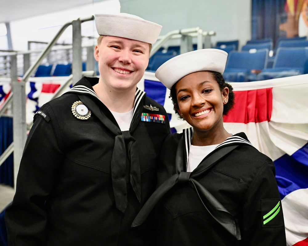 DVIDS - Images - CTT1 Samantha Campbell at RTC Graduation [Image 4 of 5]